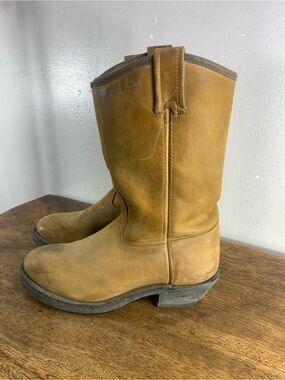 Vintage made in Canada Steel toe cowboy style leather boots